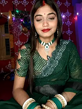 Sweet-priyaa online show from 04/22/26, 04:41