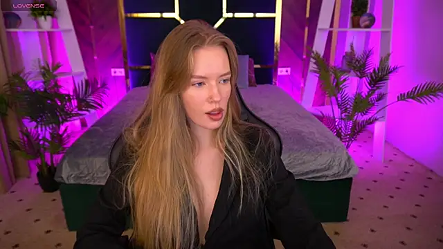 MollyyMayy online show from 01/16/26, 10:41