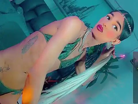 agathaferrer3 online show from 04/12/26, 10:53