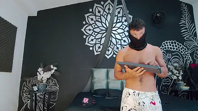 MagnusKnight  online show from 01/14/26, 01:17