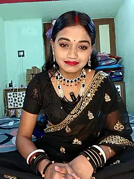 Hot-priyaa1 online show from 01/11/26, 09:03