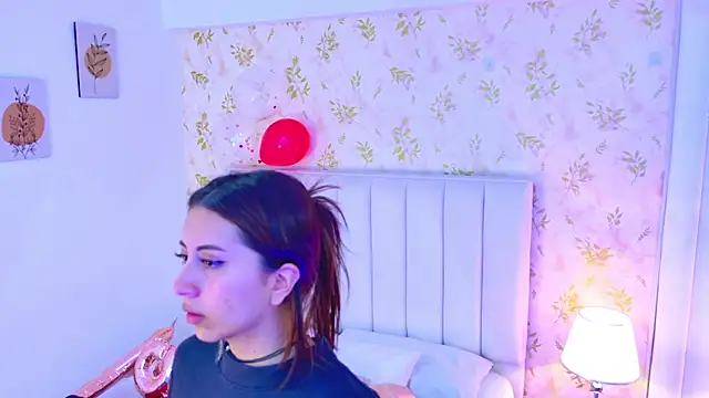 Celeste Clarke online show from 02/10/26, 07:40