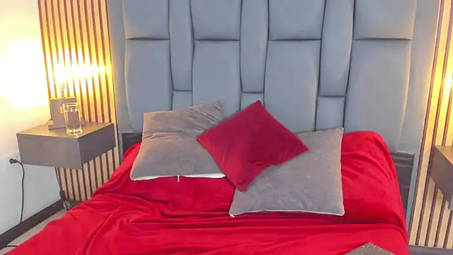 Snapshot of Angelic_serenity chatting on 12/16/25, 07:19 Angelic serenity online show from 12/16/25, 07:19