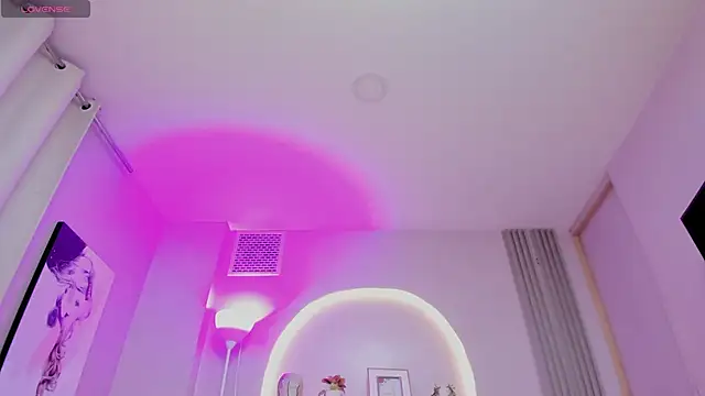 Sensual shannell online show from 04/12/26, 02:49