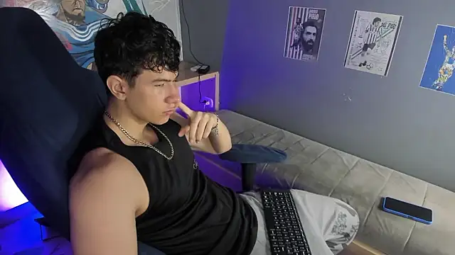 Criss Adams online show from 01/10/26, 02:13