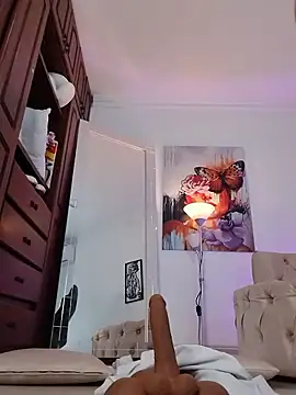 SamantaaJoness online show from 01/08/26, 11:01