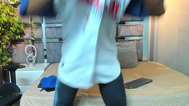 Snapshot of jay_jhonson01 chatting on 02/03/26, 03:59 jay jhonson01 online show from 02/03/26, 03:59