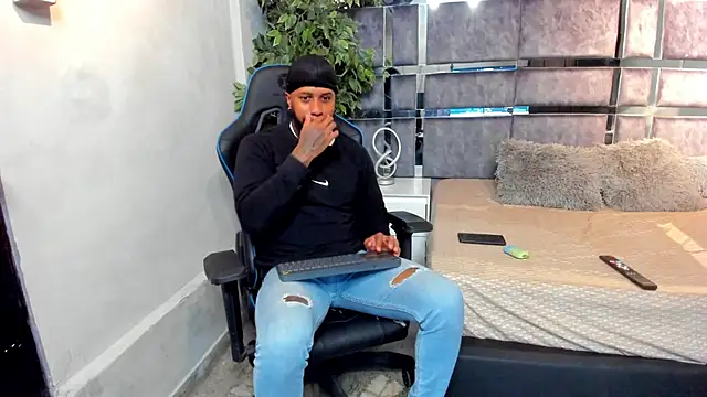 Snapshot of jay_jhonson01 chatting on 02/05/26, 03:33 jay jhonson01 online show from 02/05/26, 03:33