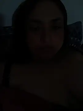 Snapshot of laura395 chatting on 12/15/25, 08:13 laura395 online show from 12/15/25, 08:13