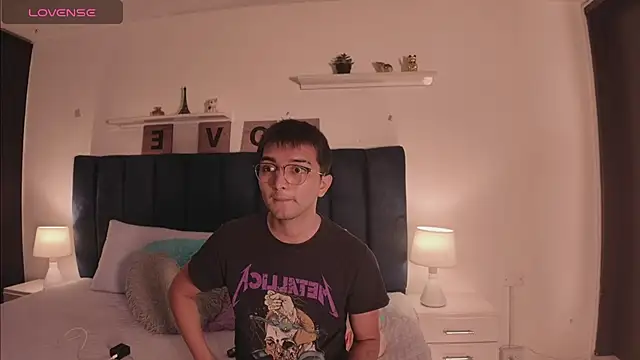 Archie 77 online show from 02/19/26, 03:02