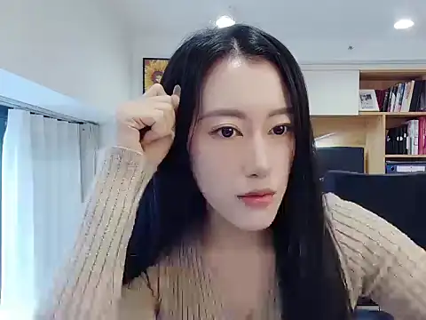 Snapshot of TXMIT chatting on 12/18/25, 07:47 TXMIT online show from 12/18/25, 07:47