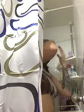 Snapshot of Gabyy_park chatting on 12/14/25, 09:52 Gabyy park online show from 12/14/25, 09:52