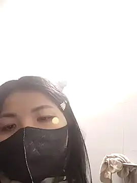 Snapshot of Thikshow2k chatting on 12/14/25, 12:54 Thikshow2k online show from 12/14/25, 12:54