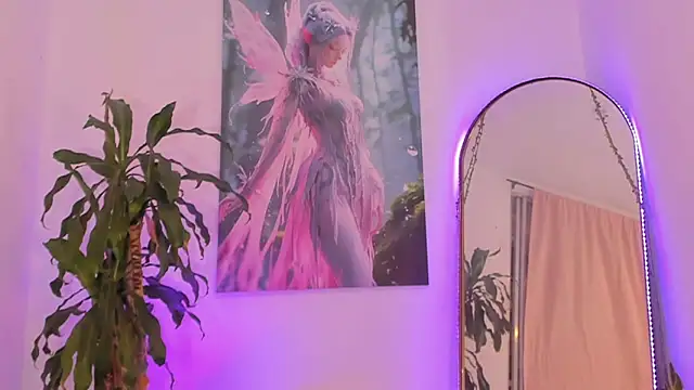 Snapshot of AquariaaFairy chatting on 12/17/25, 03:56 AquariaaFairy online show from 12/17/25, 03:56