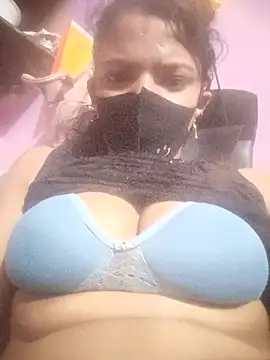 Snapshot of TANIYA-766 chatting on 12/14/25, 04:12 TANIYA-766 online show from 12/14/25, 04:12