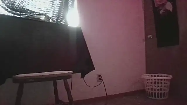 dixielover1229 online show from 02/06/26, 06:22