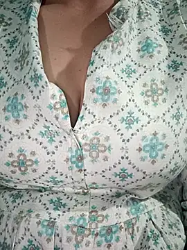 teena-11 online show from 01/09/26, 03:59