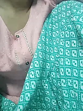 teena-11 online show from 04/17/26, 03:26