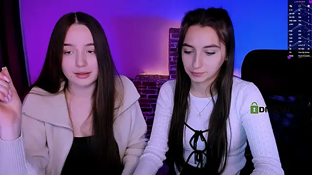 mila firee online show from 01/10/26, 10:06