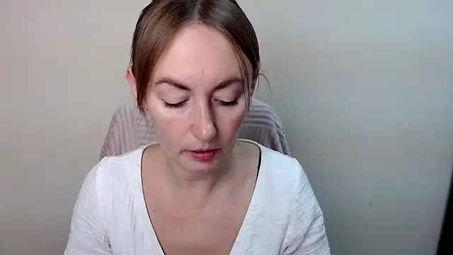 LiaSeass  online show from 01/11/26, 12:10