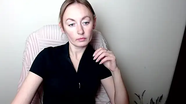 LiaSeass  online show from 01/14/26, 07:47