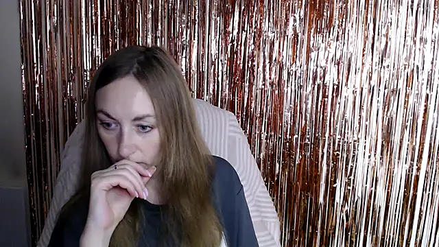 LiaSeass  online show from 07/14/26, 12:44