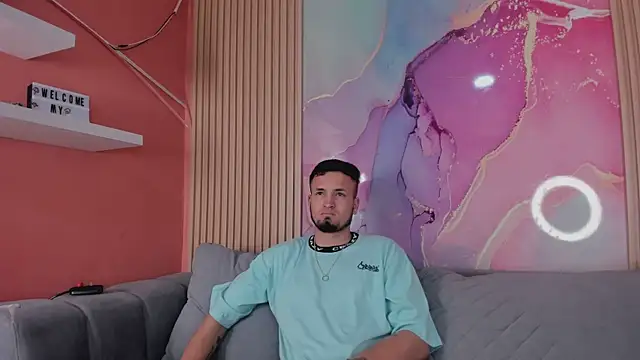 Magicsexx69 online show from 12/15/25, 10:47