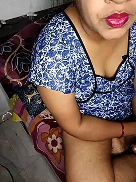 Desi bhabhi299 online show from 02/17/26, 04:46