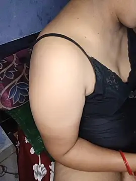 Snapshot of Desi_bhabhi299 chatting on 07/04/26, 05:08 Desi bhabhi299 online show from 07/04/26, 05:08
