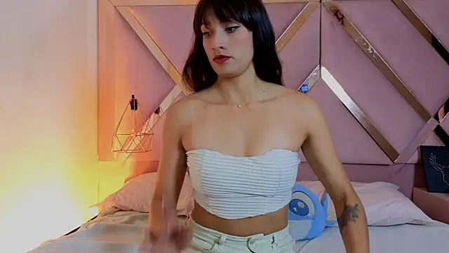 Stephanny Blush online show from 01/08/26, 04:42