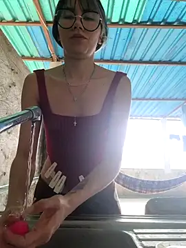 Yelena 77 online show from 12/20/25, 02:13