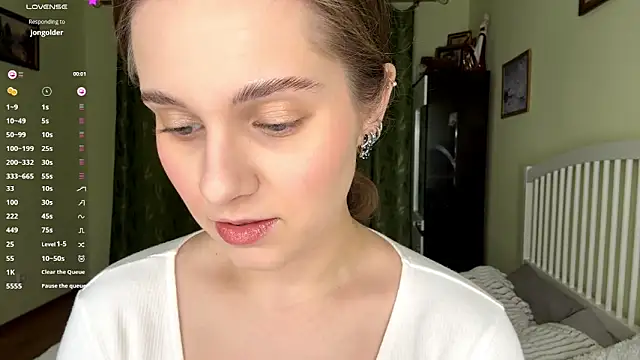 MiaBlanko online show from 12/19/25, 07:15