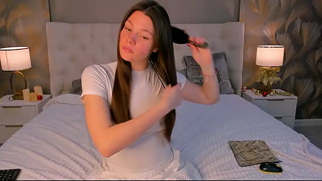 LINA RAINER online show from 01/10/26, 10:17