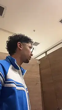 toritoga online show from 04/17/26, 08:45