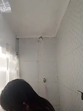 cari75 online show from 02/18/26, 03:46