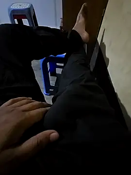 SHARIF12123 online show from 04/18/26, 08:40