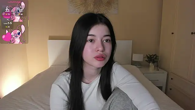 LisaColee online show from 03/26/26, 08:58