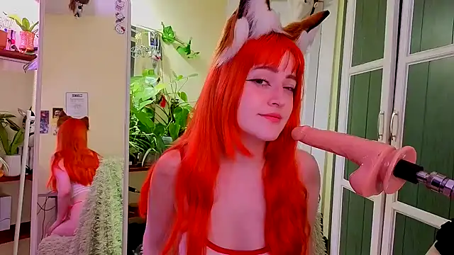 LittleFoxHole online show from 04/28/26, 01:04