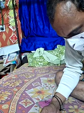 Mr-Mrs-couple online show from 12/20/25, 06:15