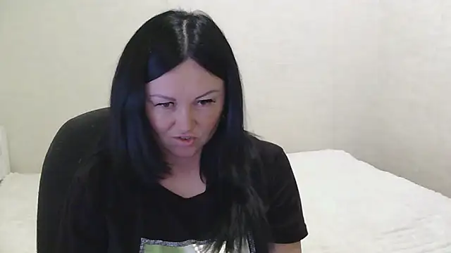 Snapshot of AmyStar333 chatting on 02/24/26, 04:38 AmyStar333 online show from 02/24/26, 04:38