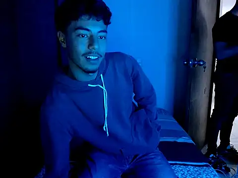 Snapshot of top_jax1 chatting on 12/18/25, 06:30 top jax1 online show from 12/18/25, 06:30