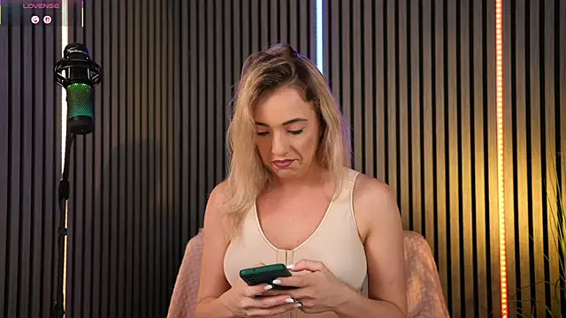 creampussyy online show from 02/22/26, 07:45