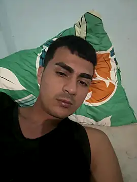 Snapshot of Jim_Ornajela chatting on 12/13/25, 11:43 Jim Ornajela online show from 12/13/25, 11:43