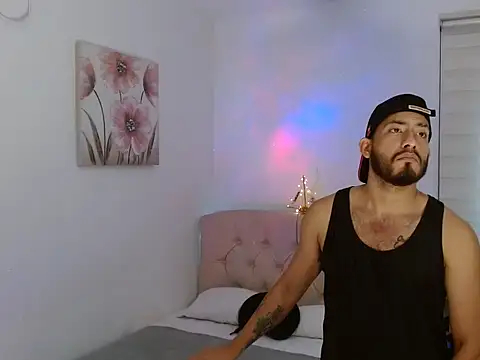 BOYSXL24 online show from 01/12/26, 12:21