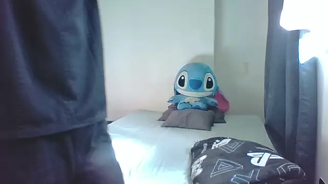 Snapshot of Glen_connor_11 chatting on 12/13/25, 08:36 Glen connor 11 online show from 12/13/25, 08:36