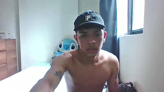 Snapshot of Glen_connor_11 chatting on 12/15/25, 06:01 Glen connor 11 online show from 12/15/25, 06:01