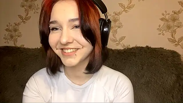 EmilyVeiro online show from 02/13/26, 05:31