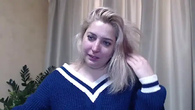 Snapshot of sweetpussy13 chatting on 02/16/25, 06:54 sweetpussy13 online show from 02/16/25, 06:54