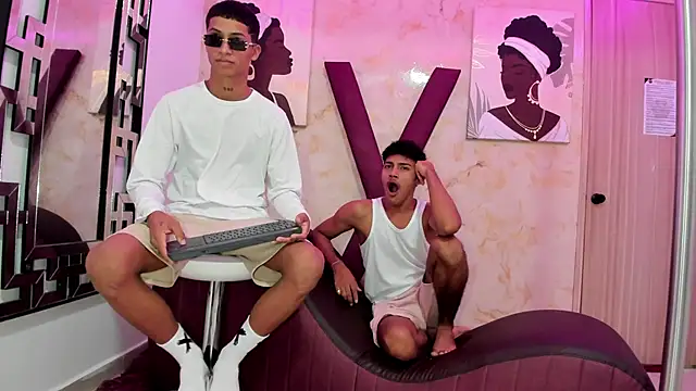 DIAMOND BLACKS online show from 12/18/25, 07:36