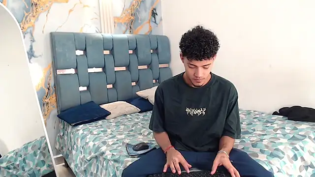 DIAMOND BLACKS online show from 04/07/26, 07:20